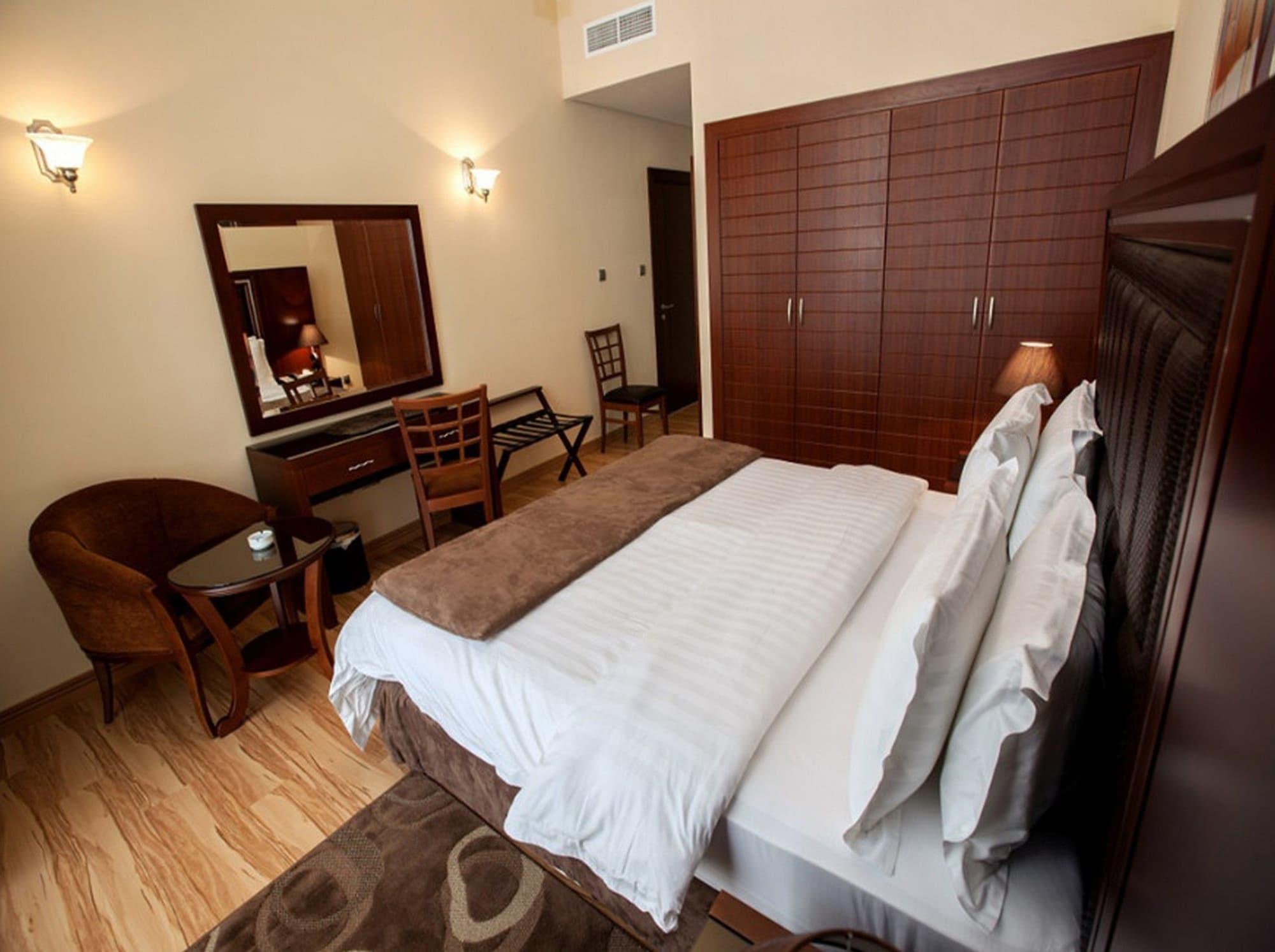 Xclusive Maples Hotel Apartment Dubai Zimmer foto